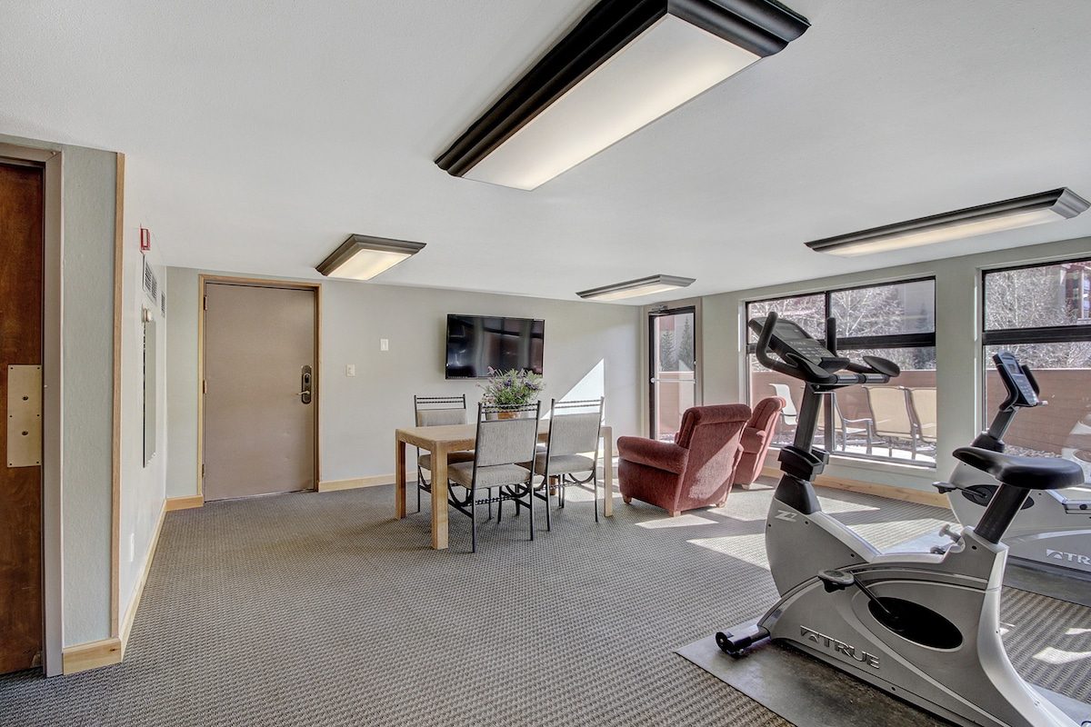 Shared gym with bikes and machines